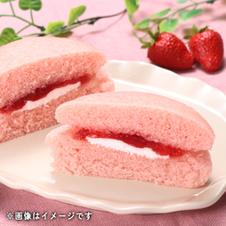 いちご蒸しケーキサンド 